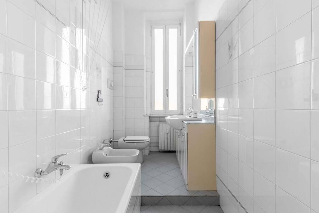 15 Min From Duomo Xxl House Near Metro M3 * Milán